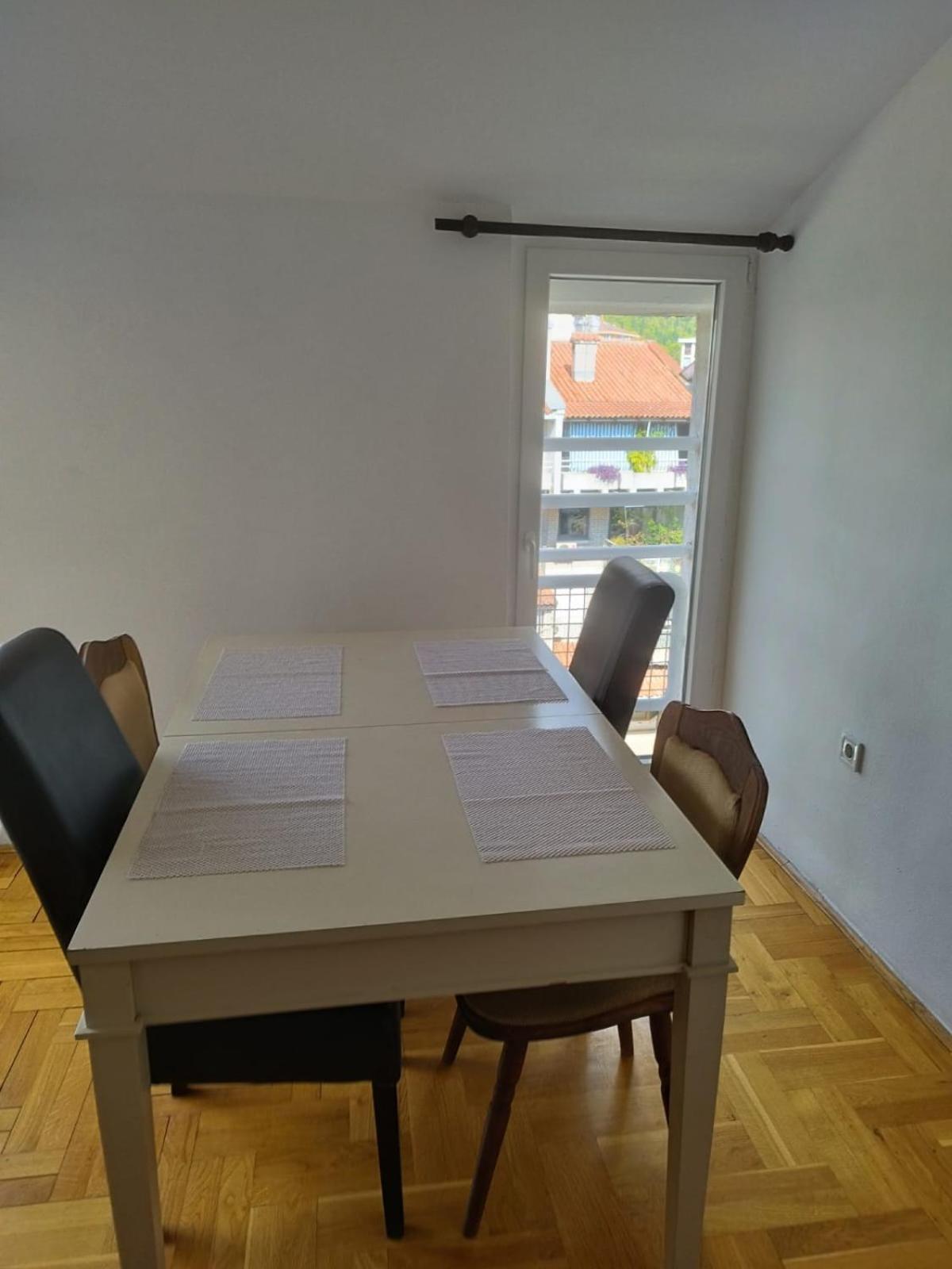 Апартаменти Apartman Senka 2 Подгориця Екстер'єр фото